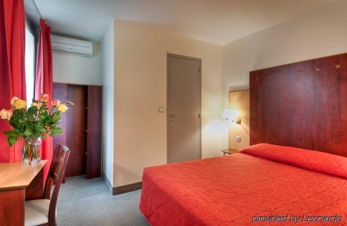 Hotel 10 Opera By Happyculture Paris Quarto foto